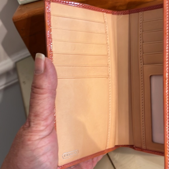 Coach Pale Pink Leather Wallet NWT - Picture 5 of 10